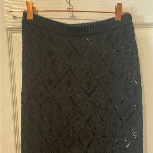 Dissh Elegant Black Maxi Skirt - Picture 3 of 6